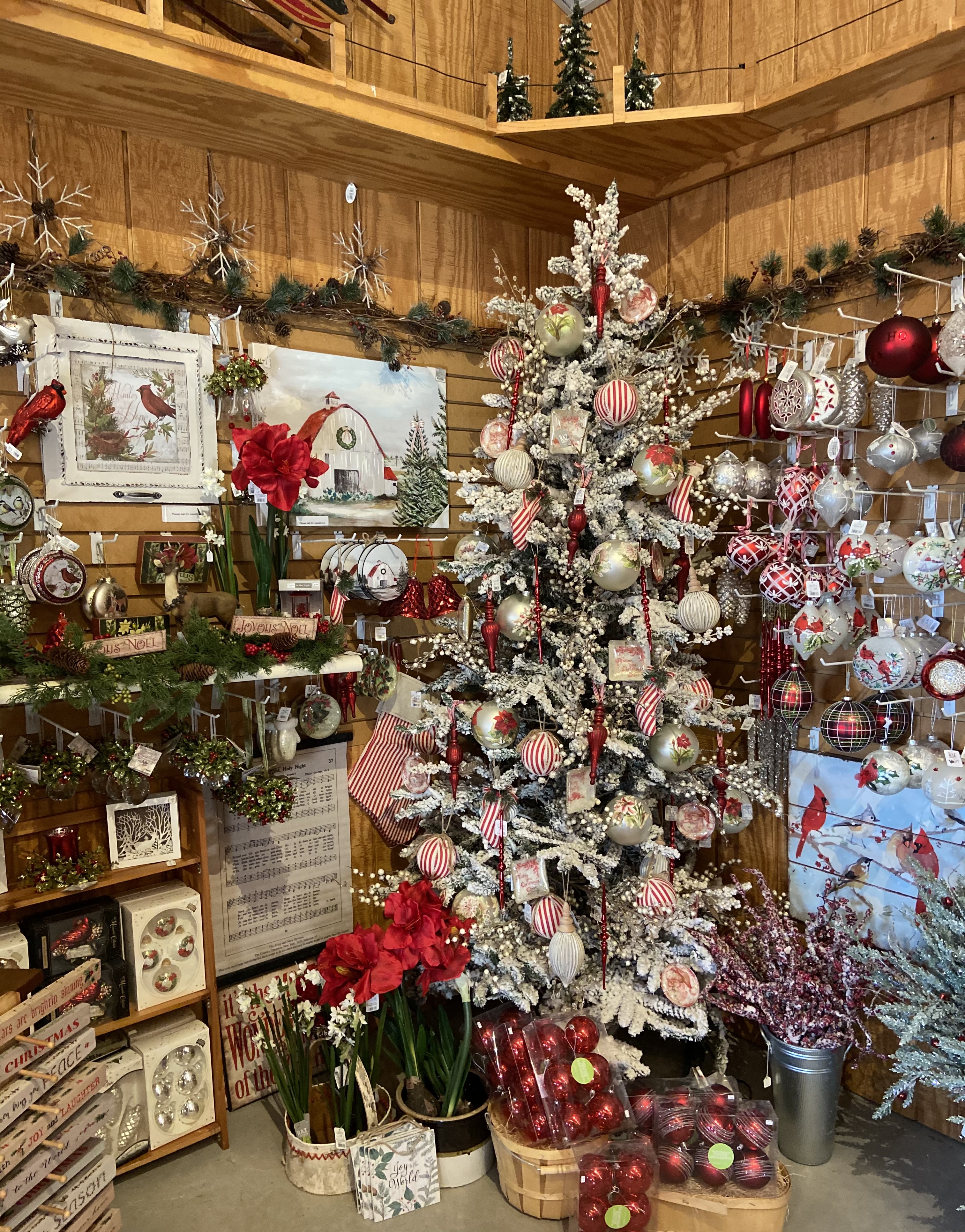 Gift Shop Image 09
